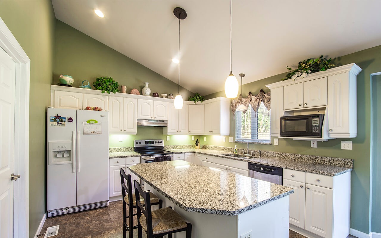 Как правильно выбрать натуральный камень для кухонной столешницы?