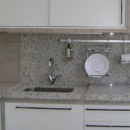 Гранит White Caravellas